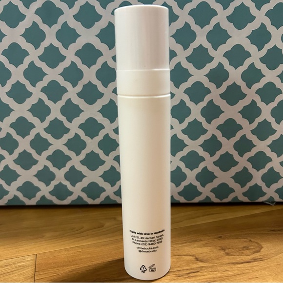 Dr Roebuck’s Skin Brightening Toner - Picture 2 of 2